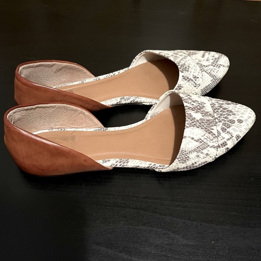 DV by Dolce Vita Snakeskin Flats
